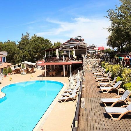 Konfor Suite Otel Cedit Exterior foto