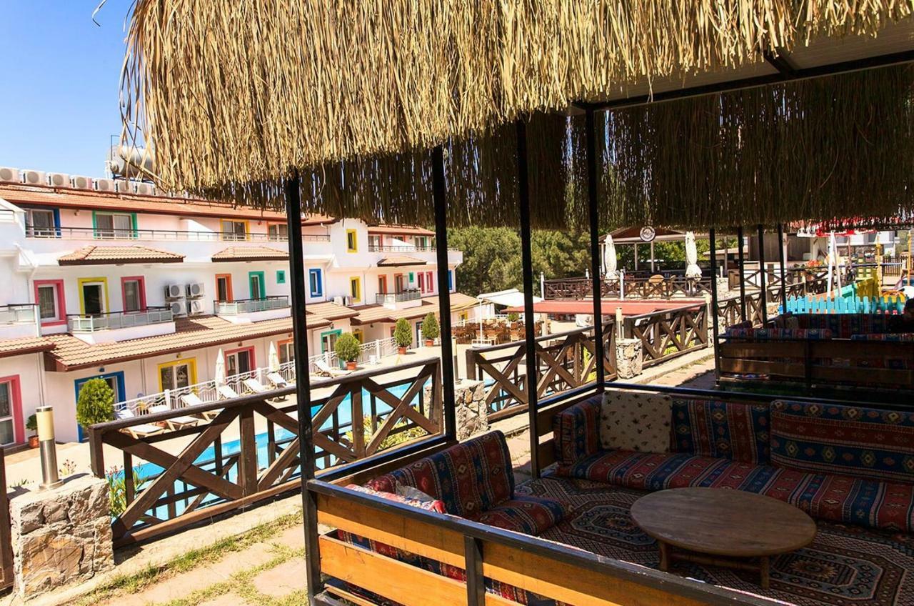 Konfor Suite Otel Cedit Exterior foto